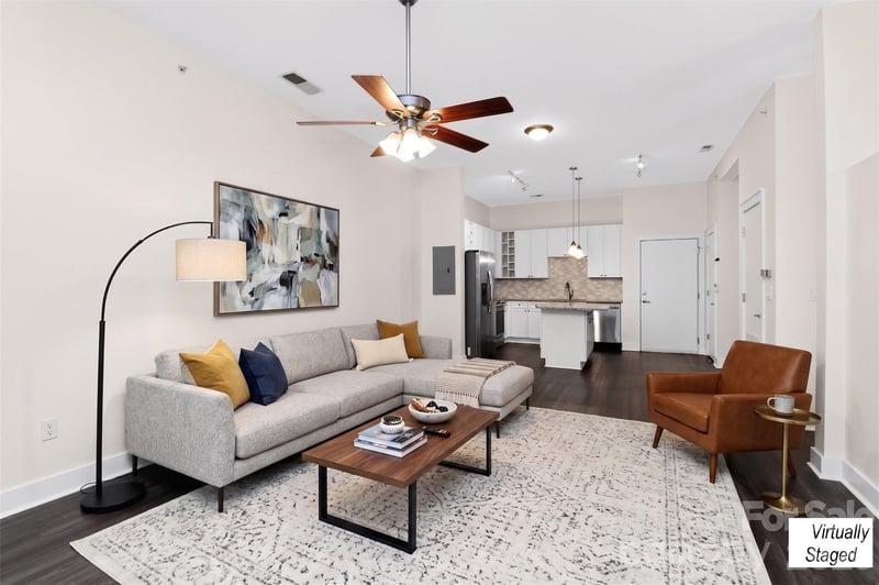 716 Davidson, Charlotte, NC - 1 bed, 1 bath, 775 sqft - $305,000