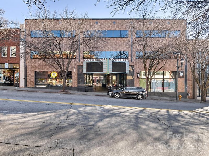 16 Biltmore Avenue Apt 201, Asheville, NC - 2 baths - $6,917/mo