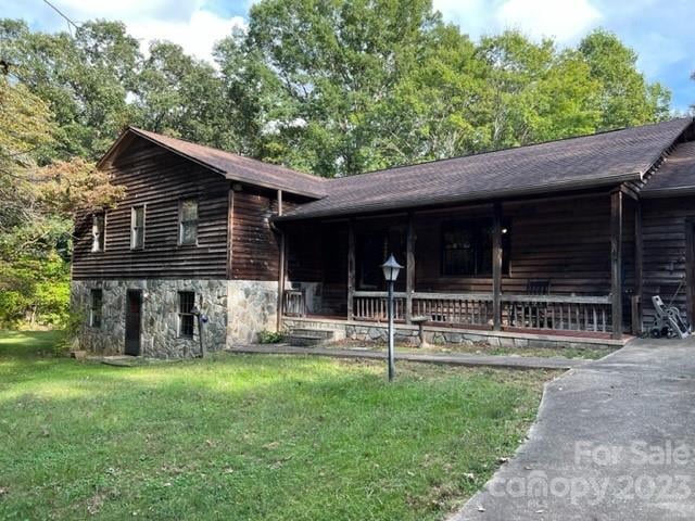 2752 Old Highway 221 None S, Marion, NC - 5 beds, 3 baths, 3,776 sqft - $779,900