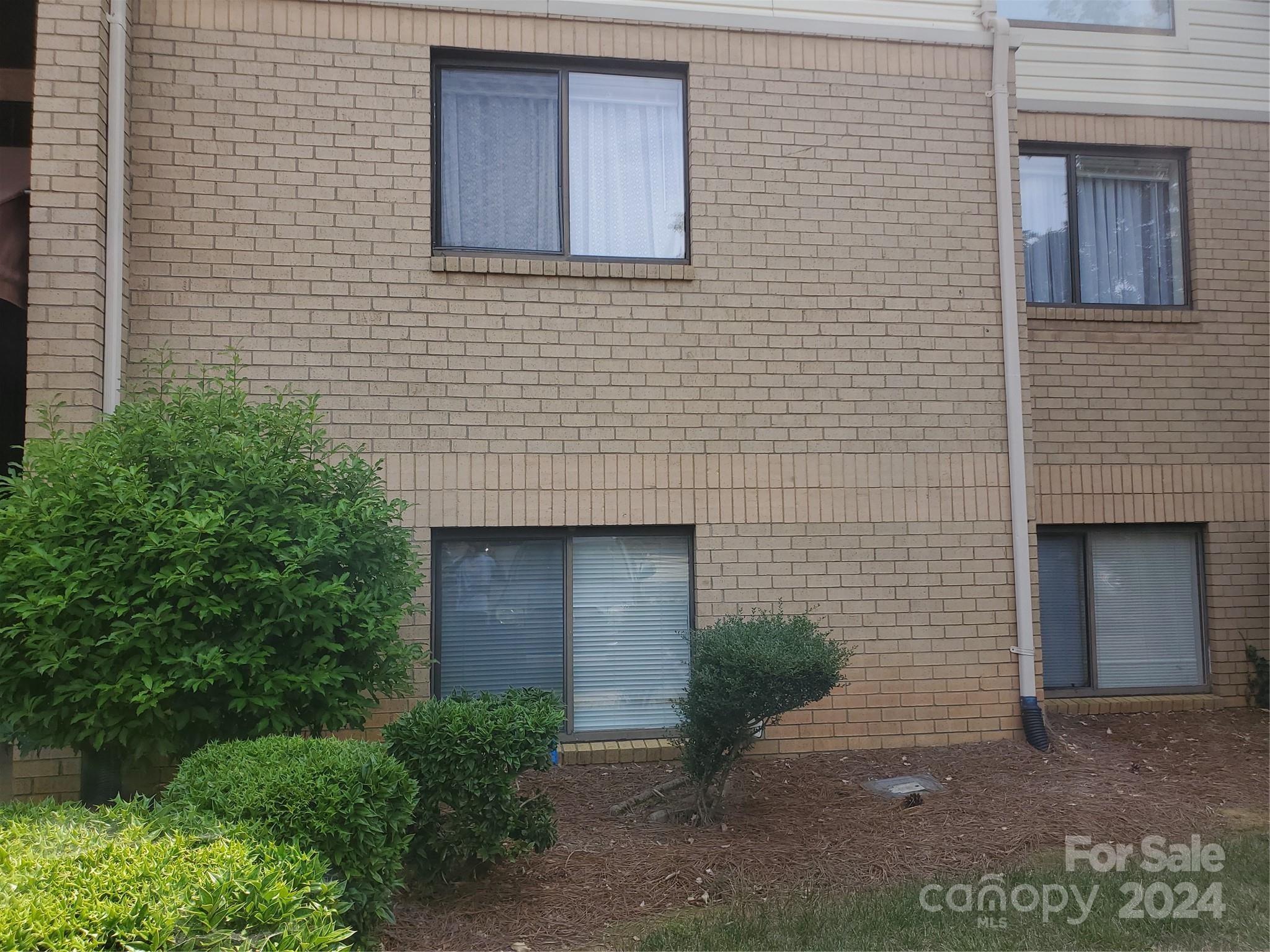 4804 Spring Lake Drive B, Charlotte, NC. property listing photo