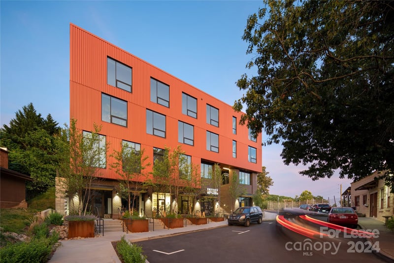 20 Artful Way Apt 412, Asheville, NC - 1 bed, 1 bath, 406 sqft - $1,495/mo