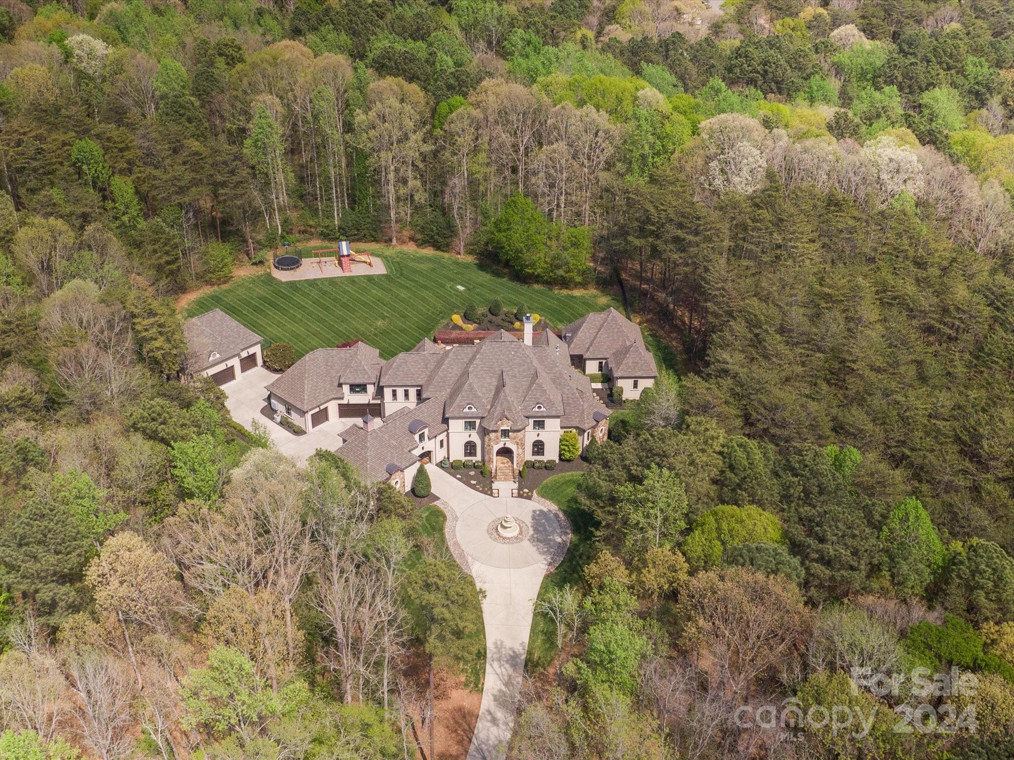 9044 Island Point Road, Charlotte, NC. property listing photo