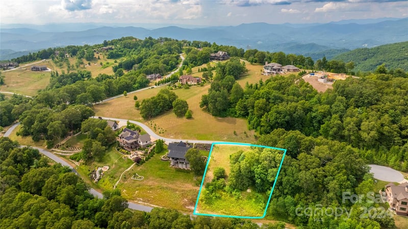 00000 Summerset Drive Apt 84, Hendersonville, NC -  - $200,000