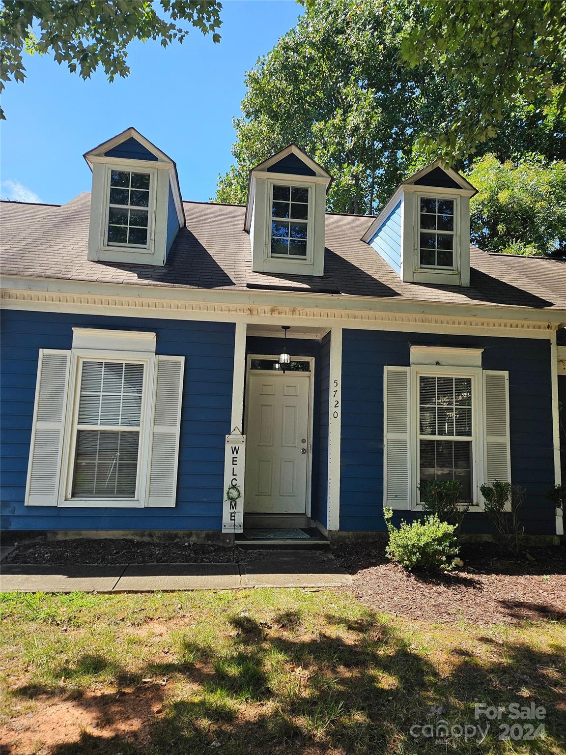 5720 Ebley Lane, Charlotte, NC. property listing photo