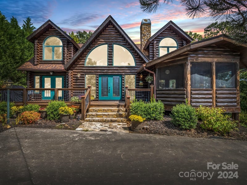 181 Highland Heights, Lake Lure, NC - 5 beds, 3.5 baths, 3,093 sqft - $784,500