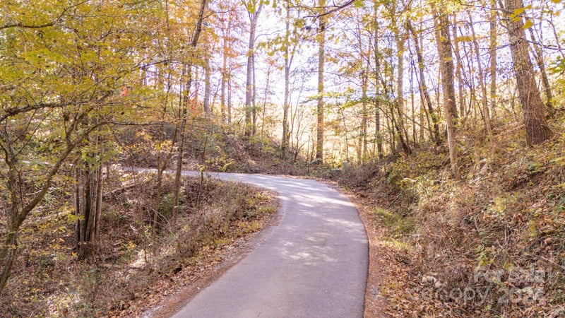 00 N Pinnacle Drive Apt 3, Weaverville, NC -  - $149,000
