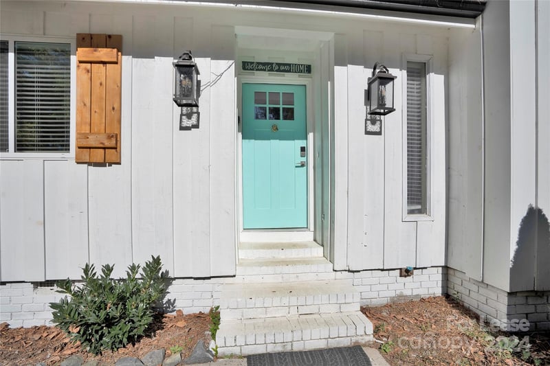 11116 Vista Canyon Drive, Charlotte, NC - 4 beds, 3 baths, 1,800 sqft - $5,500