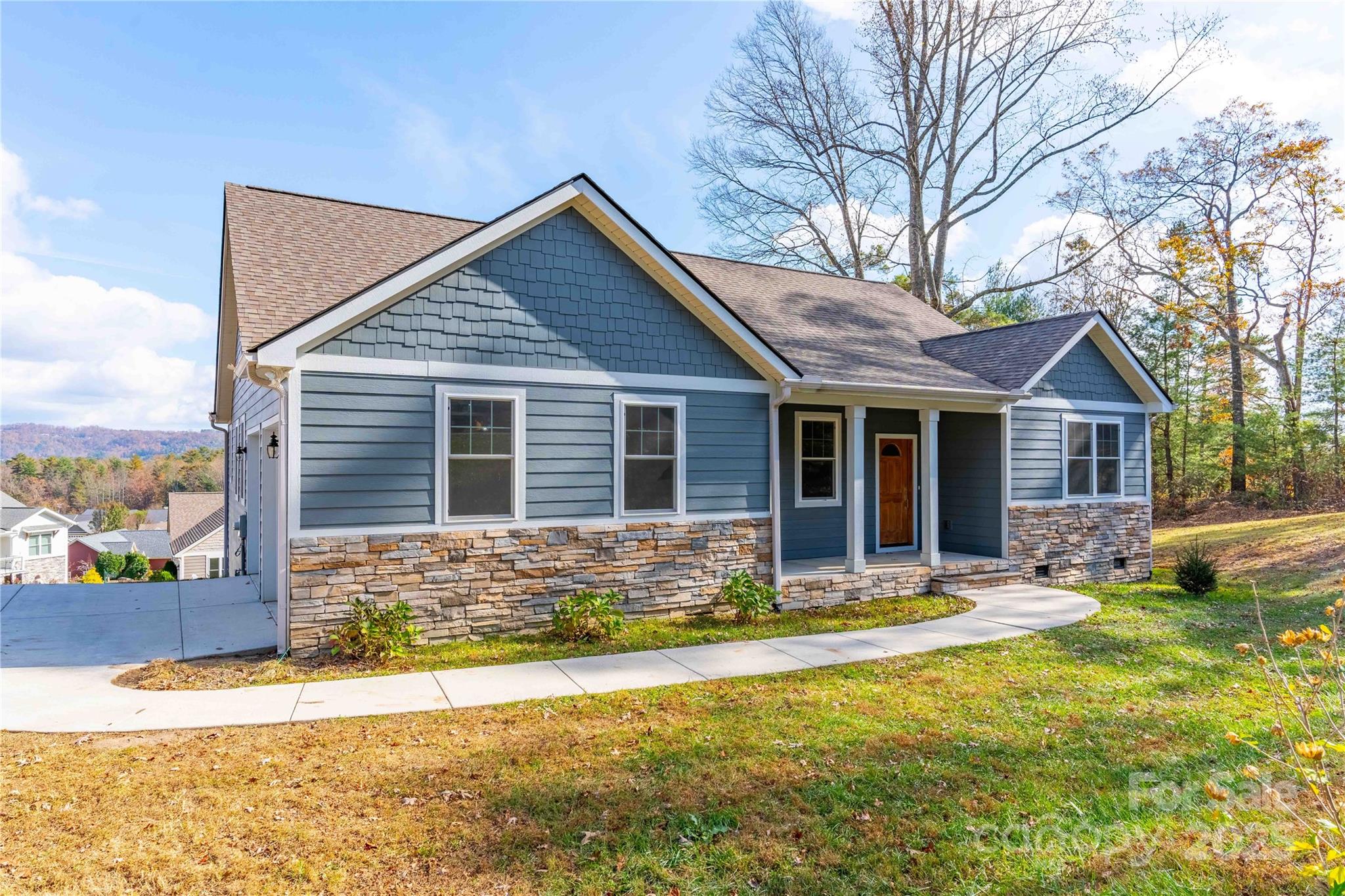 2637 Bowden Lane, Hendersonville, NC. property listing photo