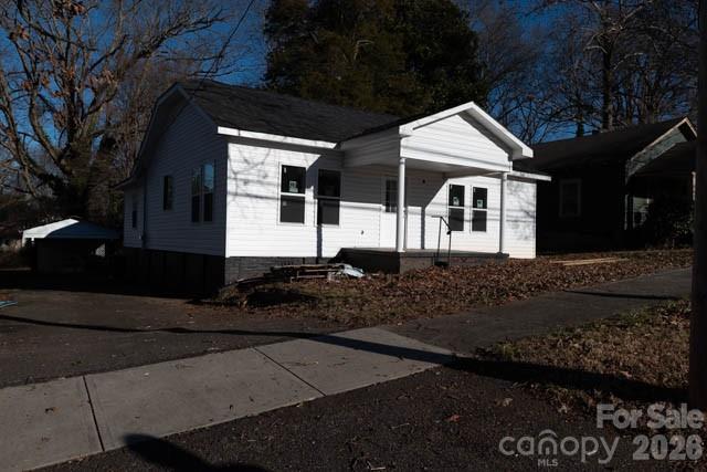 637 Front, Statesville, NC. property listing photo