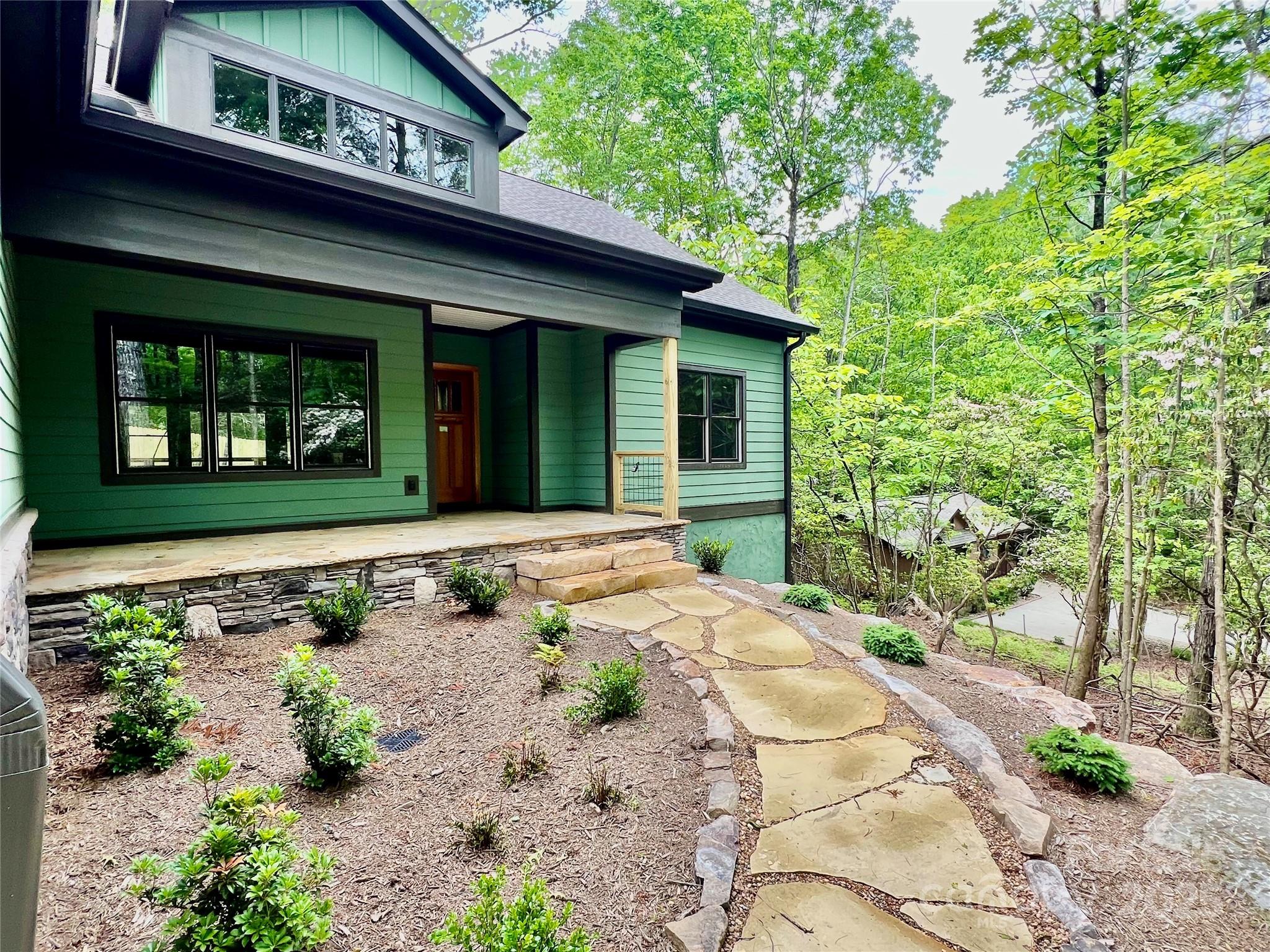 397 Soquili Drive, Brevard, NC. property listing photo