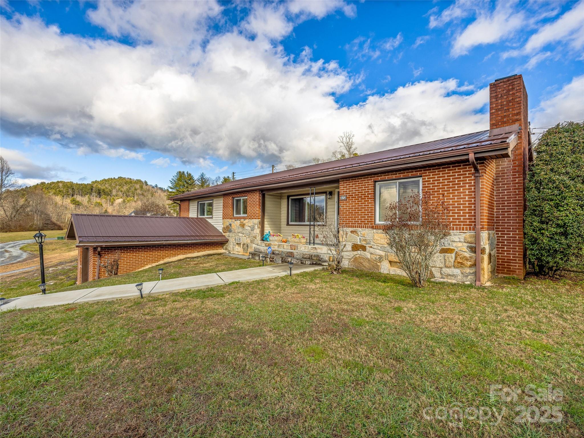 372 Hamilton, Penrose, NC. property listing photo
