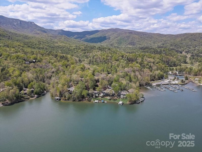 155 Quail Cove Boulevard Apt 1618, Lake Lure, NC - 2 beds, 2 baths, 1,418 sqft - $419,900