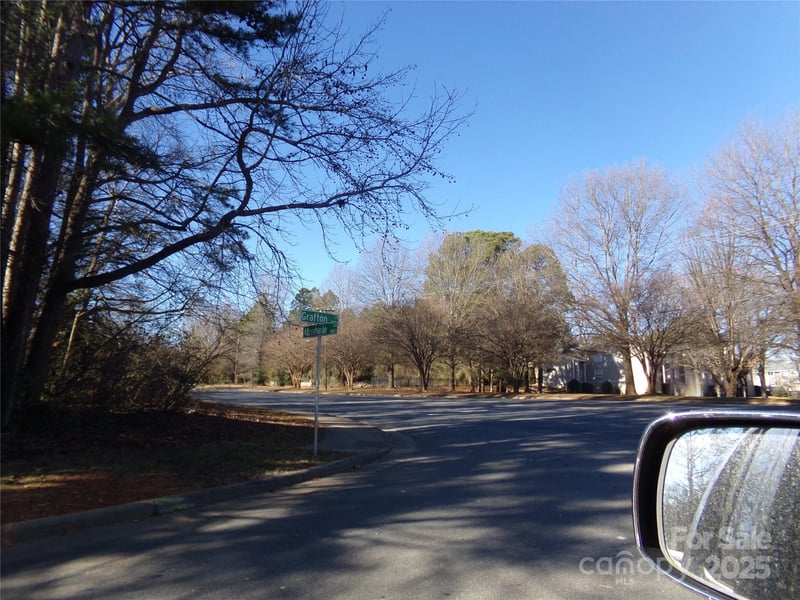 5514 Grafton Place, Charlotte, NC - 3 beds, 2 baths, 2,542 sqft - $1,300,000