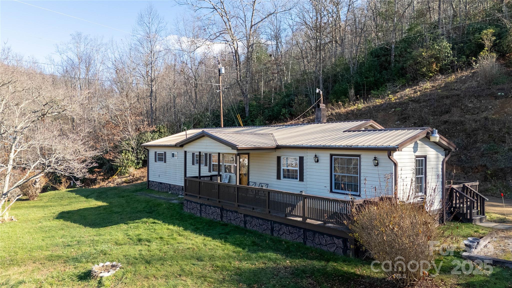 116 Welzie Atkins Drive, Spruce Pine, NC. property listing photo