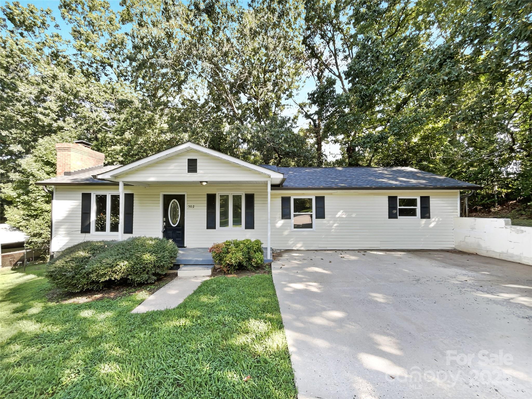 502 Cherry Street, Belmont, NC. property listing photo