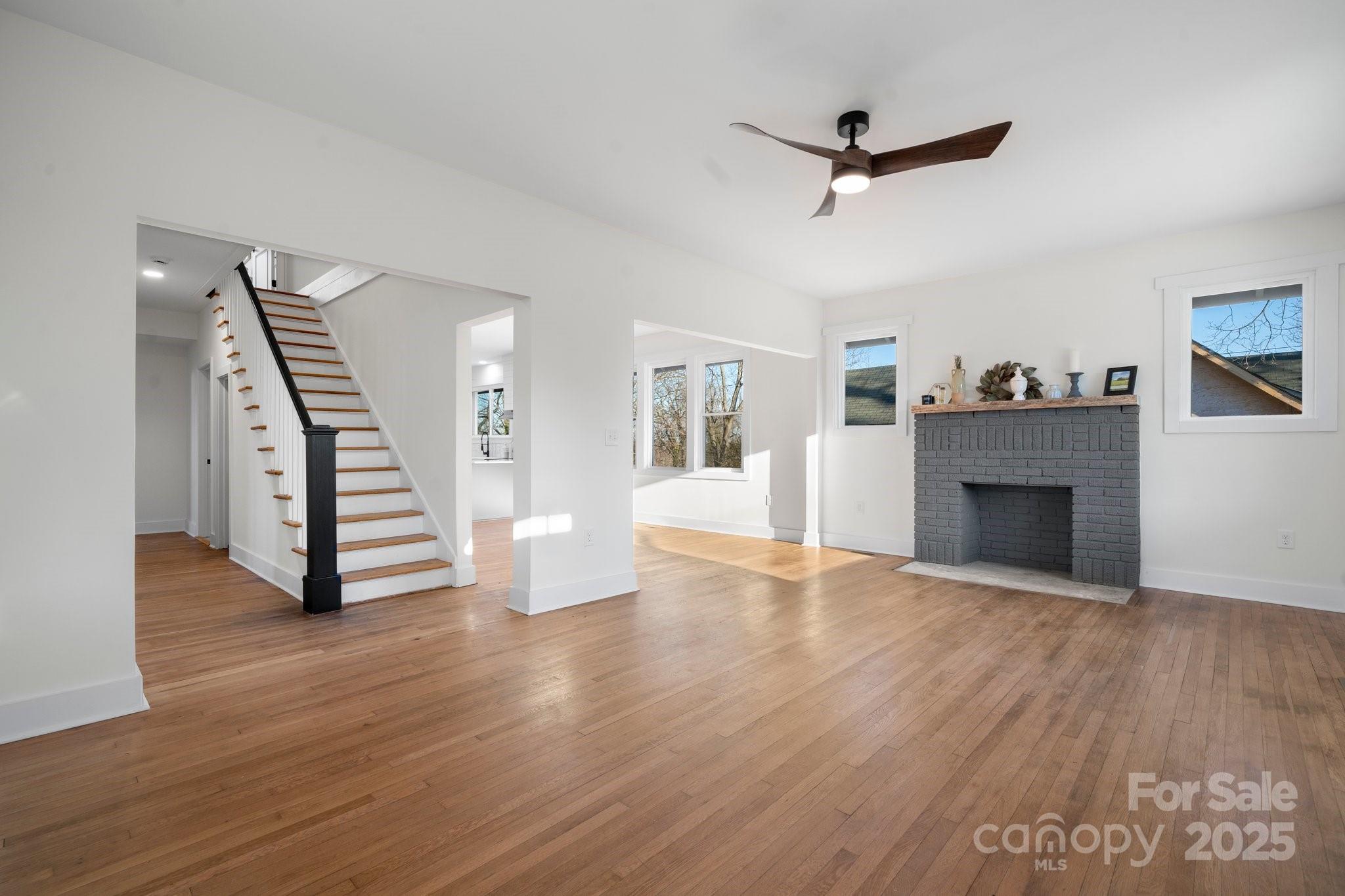 49 8th Street SE, Hickory, NC. property listing photo