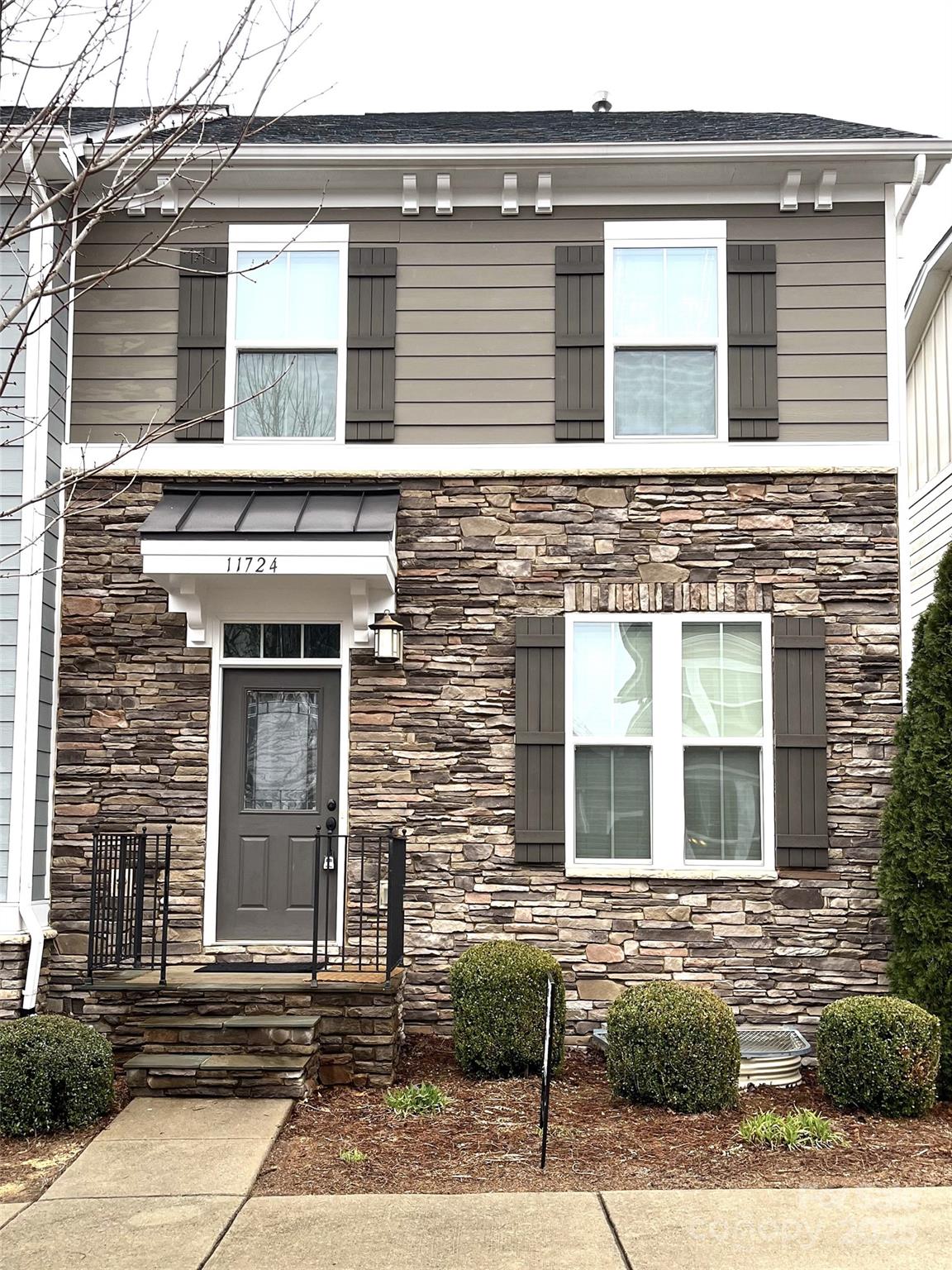 11724 Blessington Road, Huntersville, NC. property listing photo
