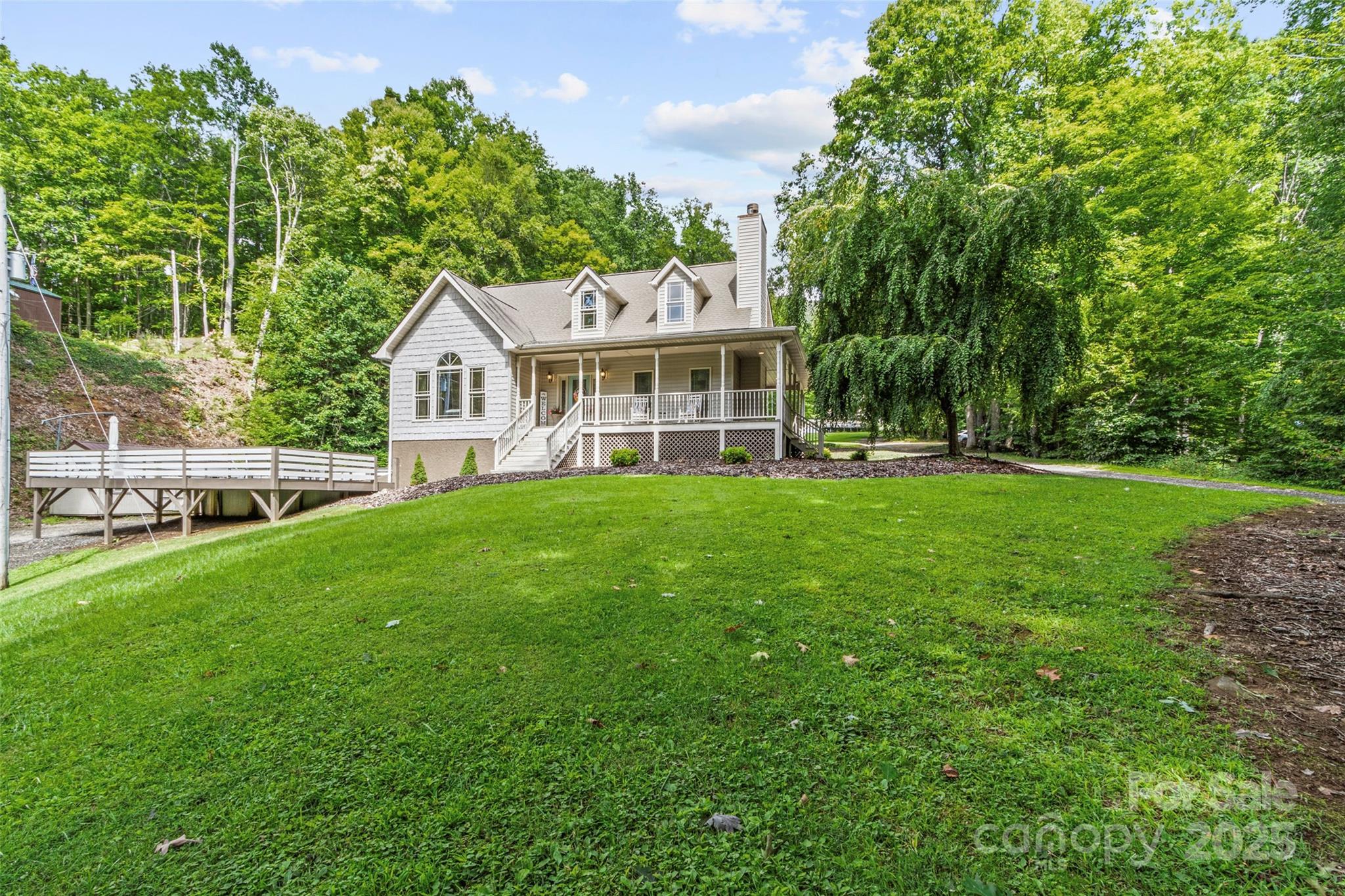 35 Lands End Drive, Burnsville, NC. property listing photo