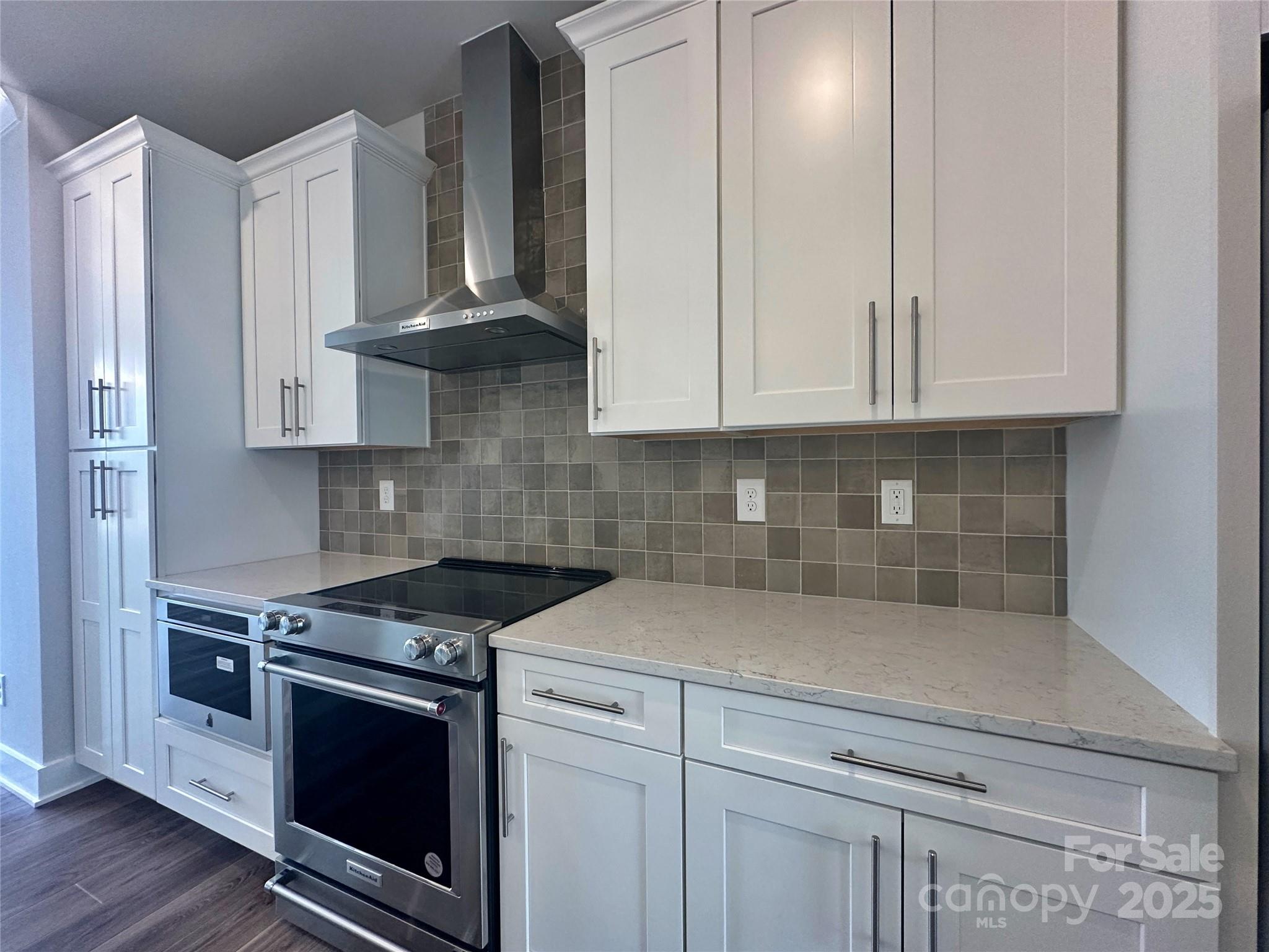 2035 Clarksdale Drive Apt 33, Charlotte, NC. property listing photo