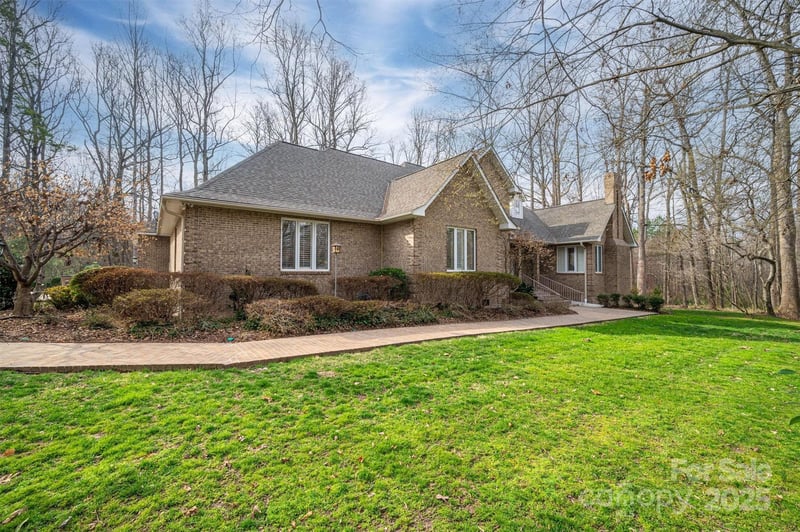 1816 Country Garden Drive, Shelby, NC - 6 beds, 5.5 baths, 6,232 sqft - $985,000