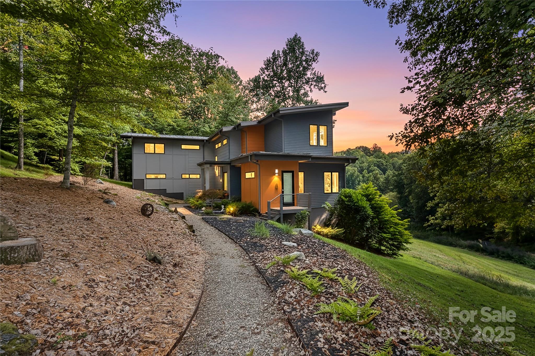 404 Amanda, Mars Hill, NC. property listing photo