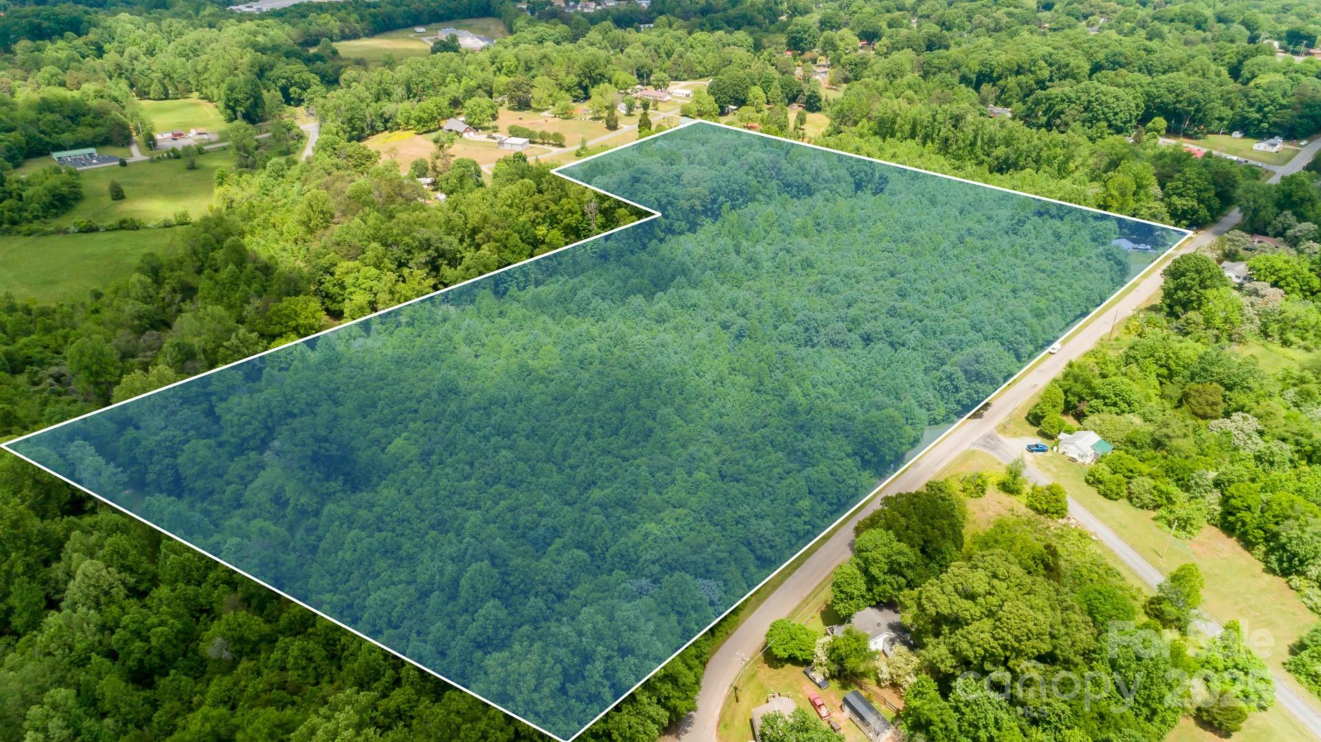3 Williams Ave, Statesville, NC 28677. property listing photo