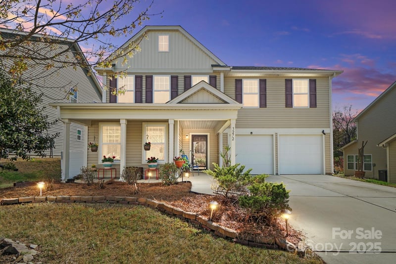 3272 Saddlebrook Drive, Midland, NC - 4 beds, 3.5 baths, 3,103 sqft - $399,999