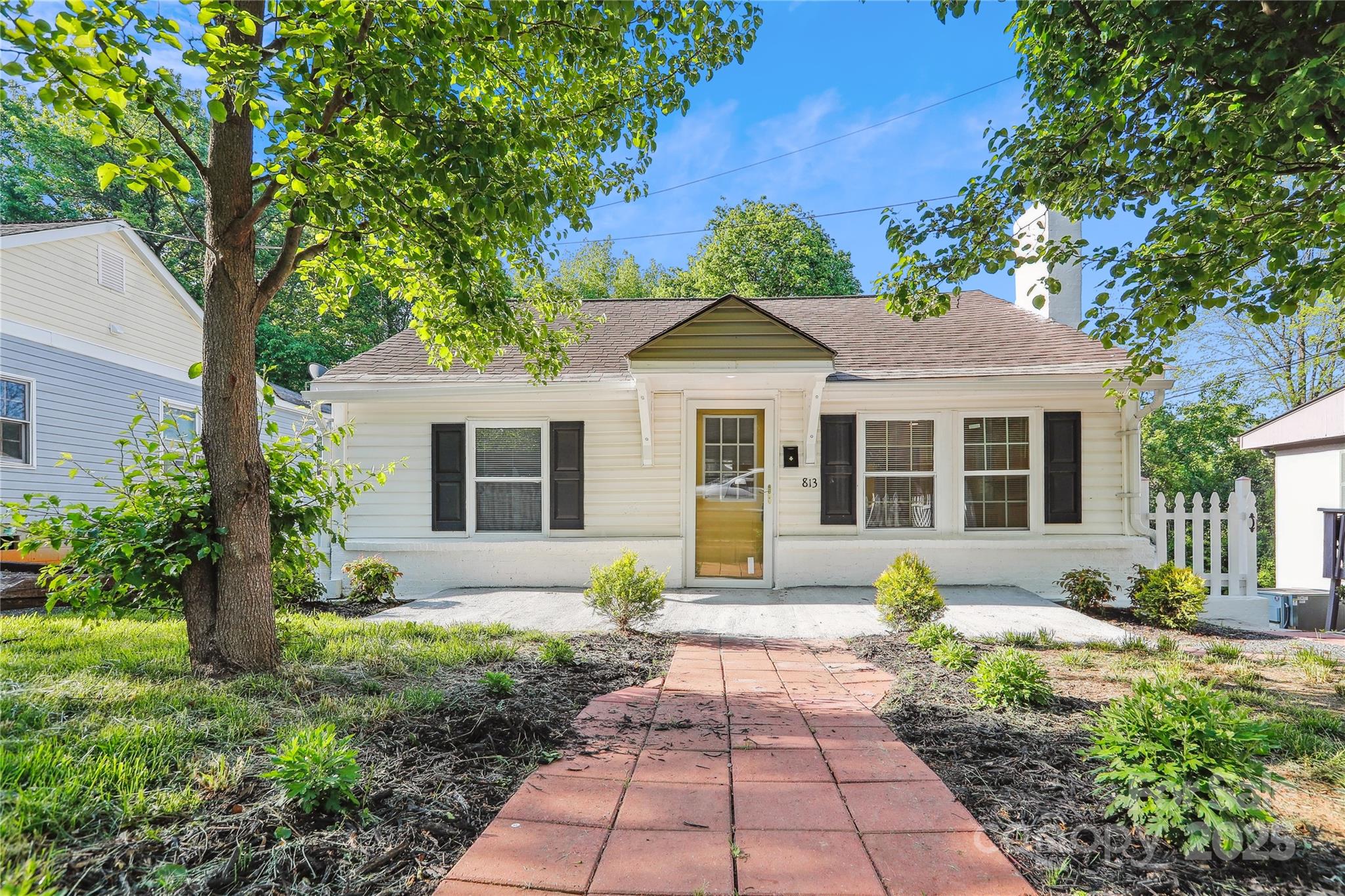 813 North, Charlotte, NC. property listing photo
