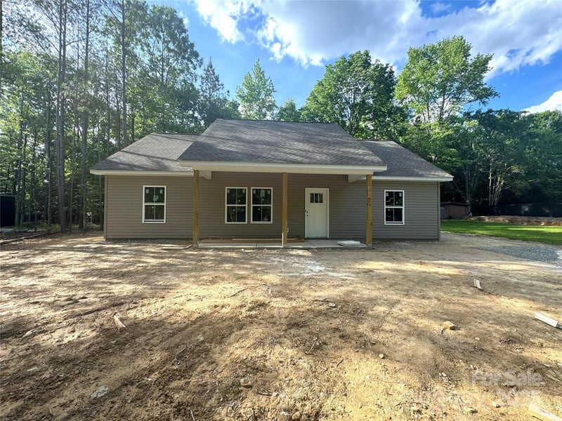 318 Stanback, Mount Gilead, NC - 3 beds, 2 baths, 1,320 sqft - $259,000