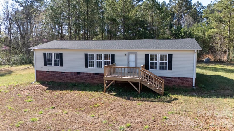 348 John Thrift Road, York, SC - 3 beds, 2 baths, 1,596 sqft - $275,000
