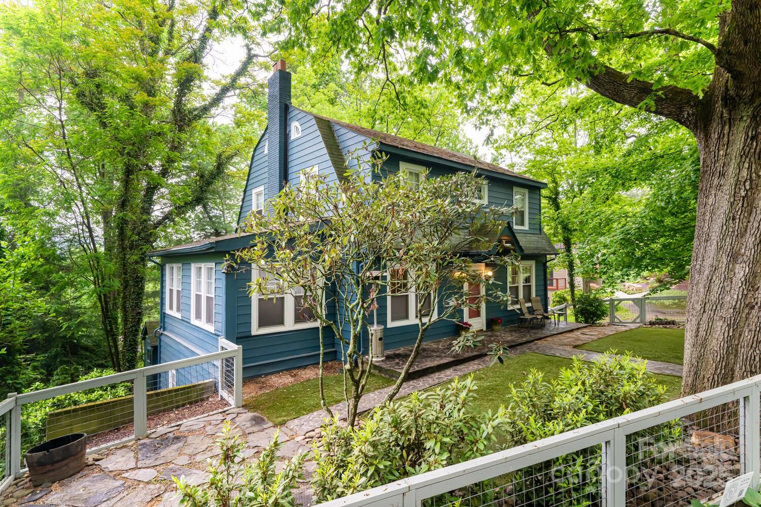 1 Kenilworth Road, Asheville, NC. property listing photo