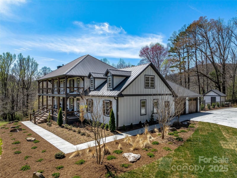 59 W Bradford Hill Road, Mills River, NC - 4 beds, 3.5 baths, 4,070 sqft - $2,225,000