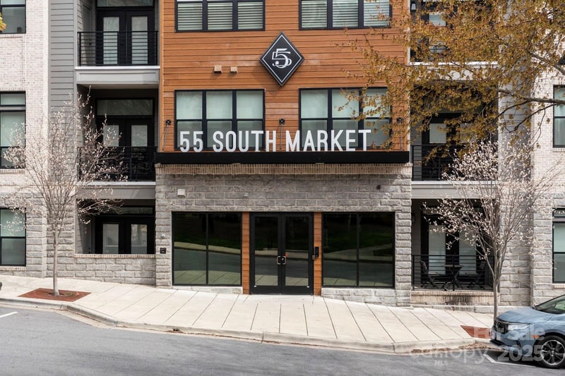 55 S Market Street Apt 101, Asheville, NC - 2 beds, 2 baths, 1,204 sqft - $784,900