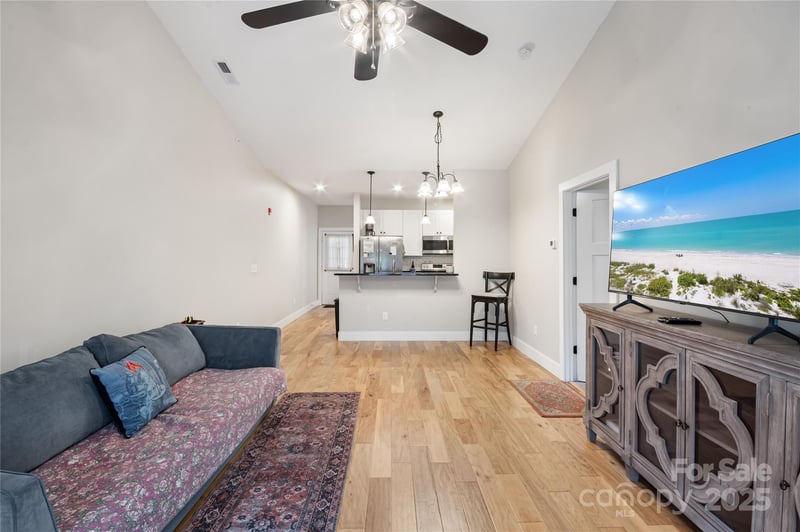 124 Foxden Drive Apt 303, Fletcher, NC - 3 beds, 2 baths, 1,186 sqft - $284,000