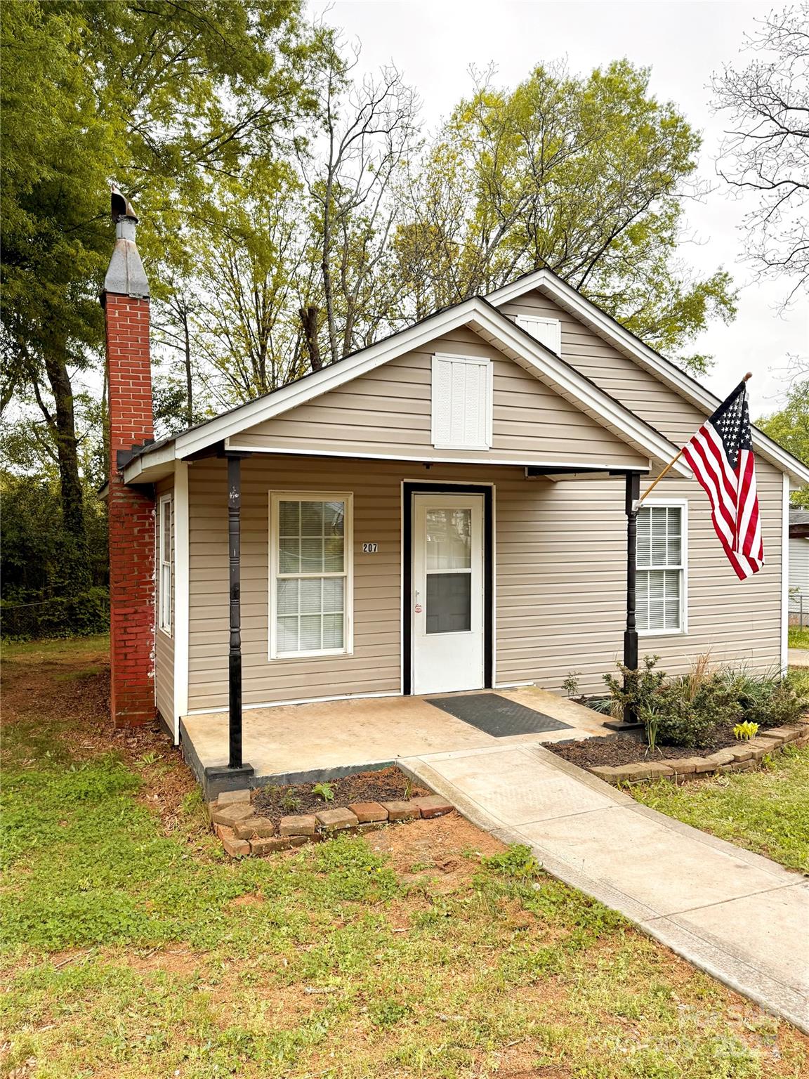 207 Morris, Kings Mountain, NC. property listing photo