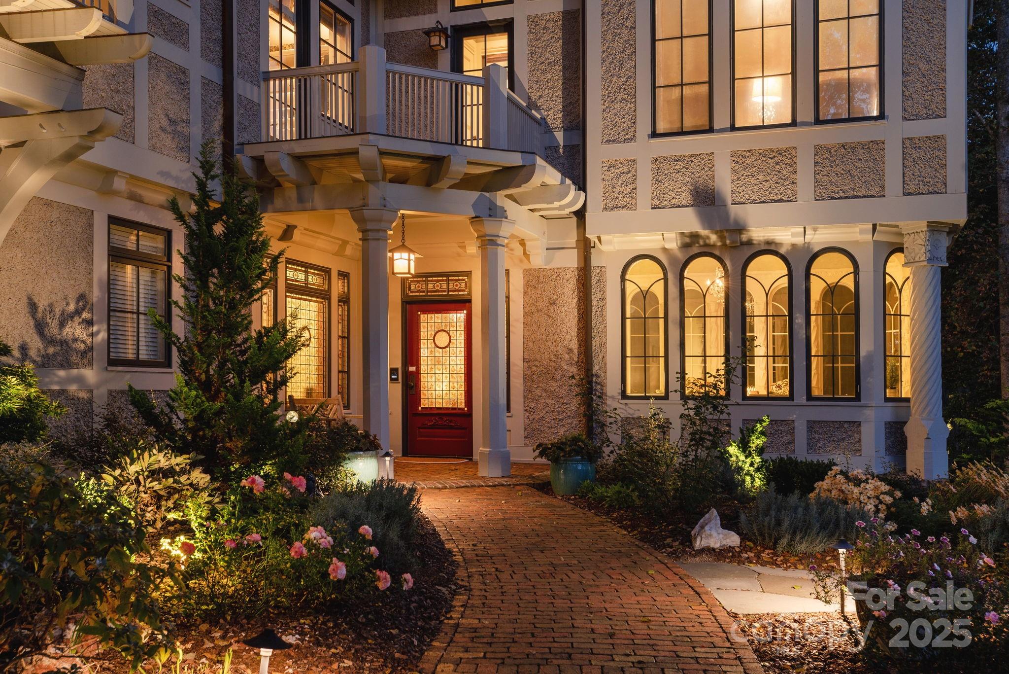 8 Fairway Place, Asheville, NC. property listing photo