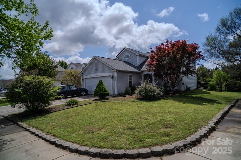 10202 Orchard Grass Court, Charlotte, NC - 3 beds, 2.5 baths, 1,437 sqft - $379,990