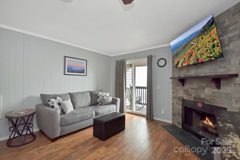 301 Pinnacle Inn Road Apt 3130, Beech Mountain, NC - 1 bed, 1 bath, 477 sqft - $119,500