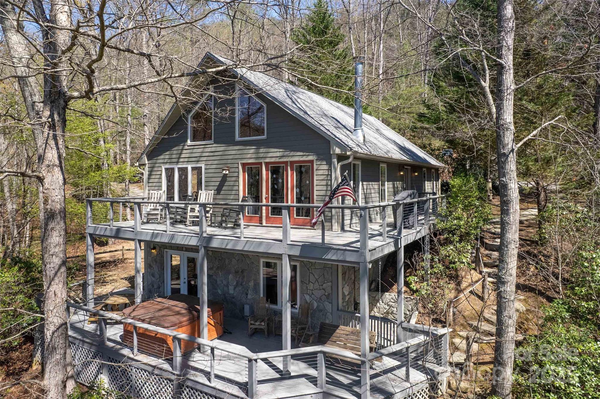 136 Dars, Tuckasegee, NC. property listing photo