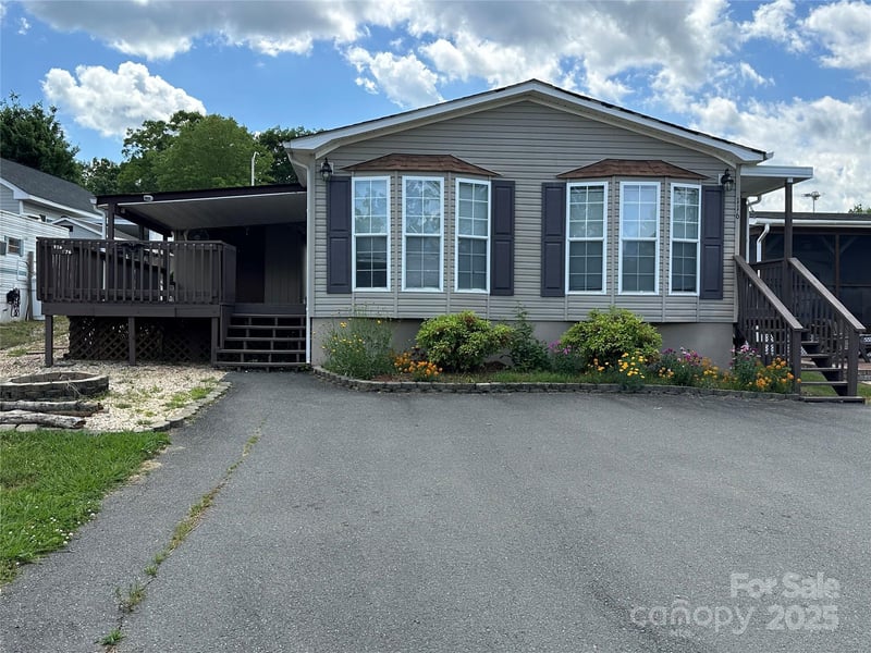 116 Dove, New London, NC - 2 beds, 1 bath, 792 sqft - $220,000
