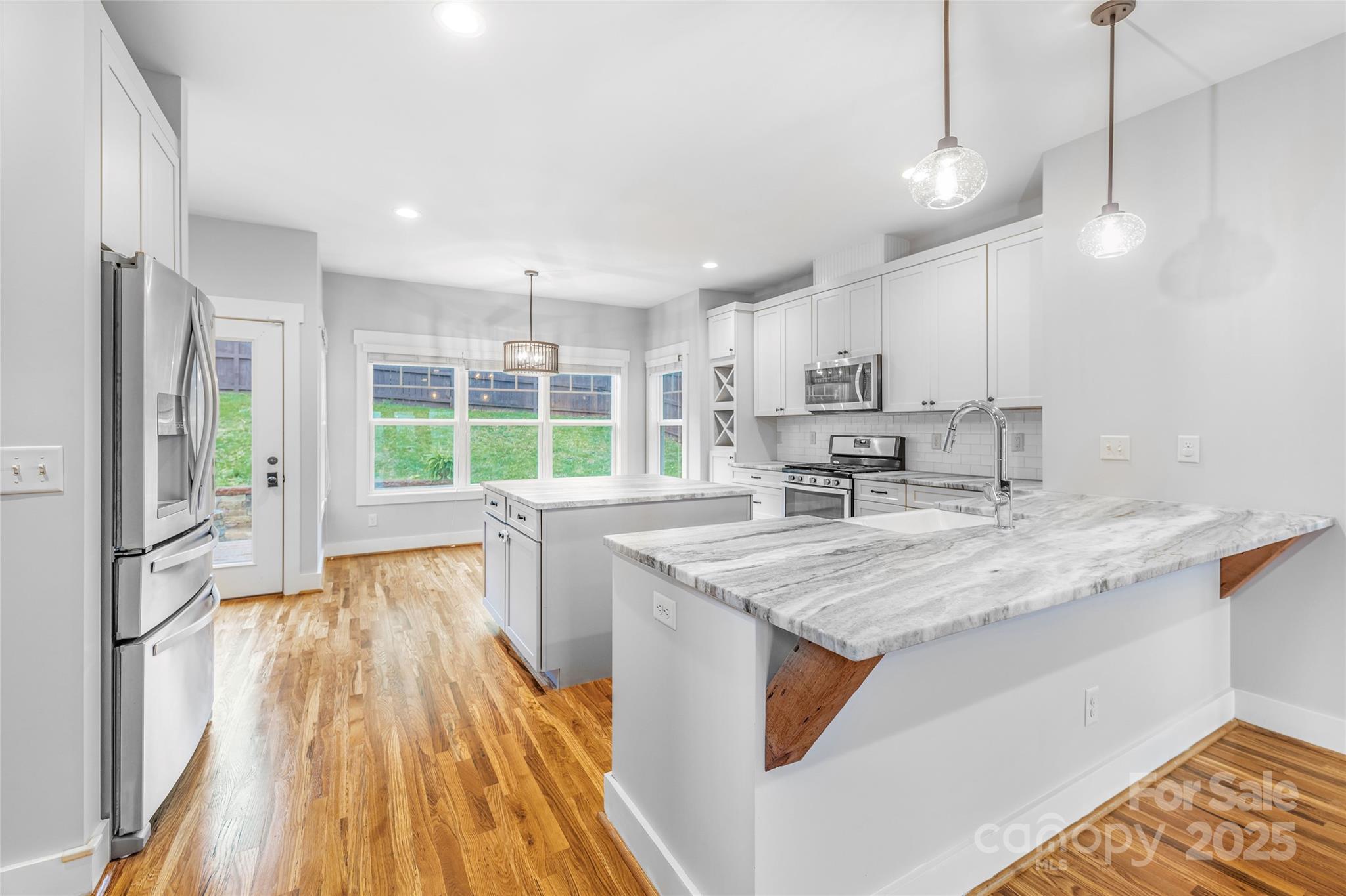 45 Tahkieostie, Asheville, NC. property listing photo
