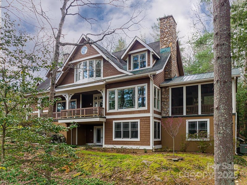 343 Racquet Club Road, Asheville, NC - 5 beds, 5 baths, 6,013 sqft - $2,390,000