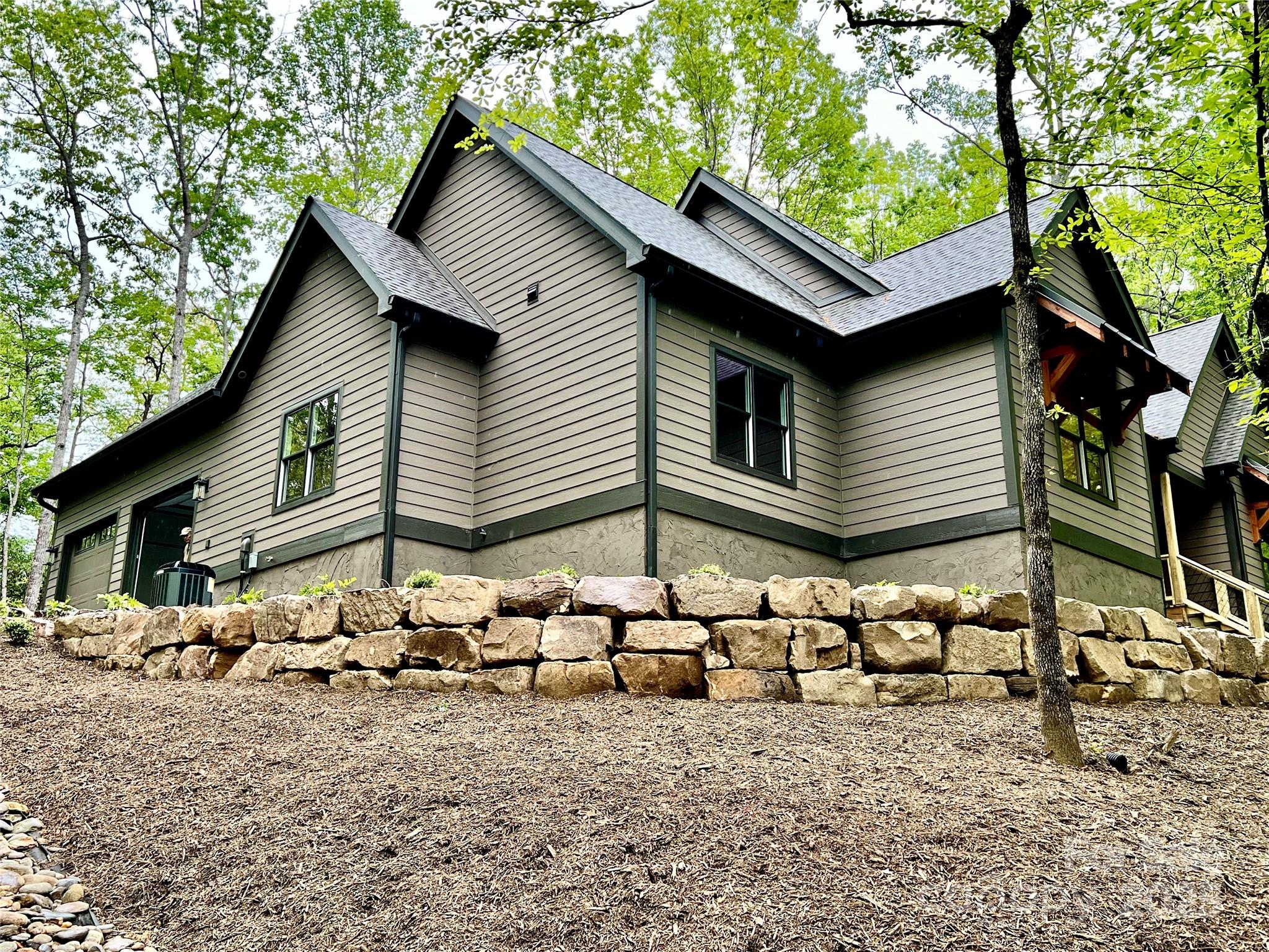 435 Soquili Drive, Brevard, NC. property listing photo