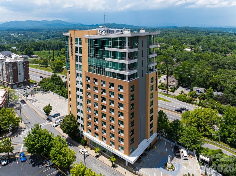 151 Haywood Street Apt 1002, Asheville, NC - 3 beds, 2.5 baths, 1,704 sqft - $1,495,000