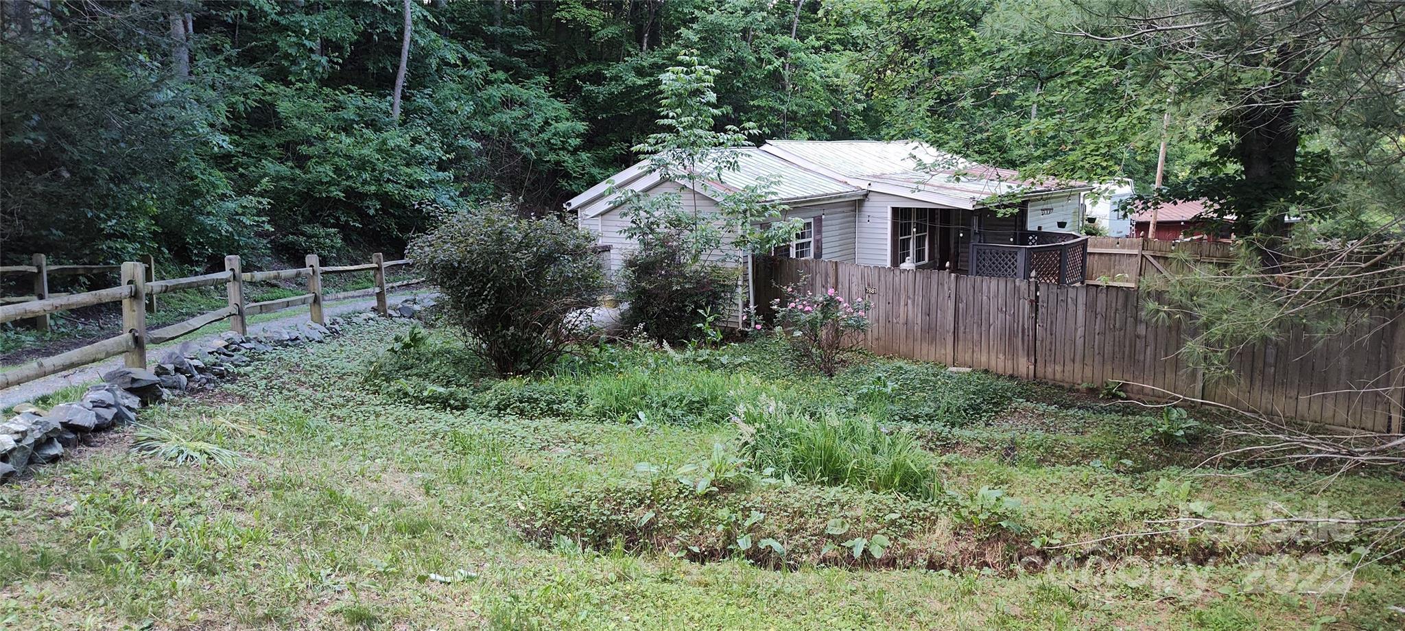 7881 US 25/70 Highway, Marshall, NC. property listing photo