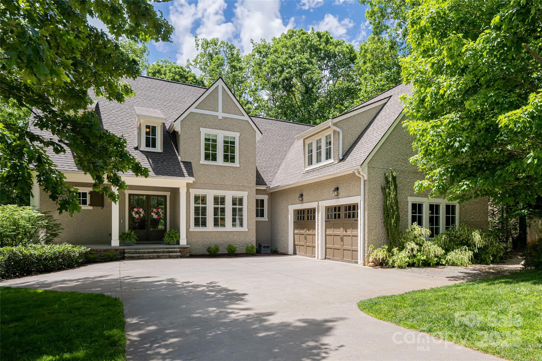 20 East Owl Creek Lane, Fairview, NC. property listing photo