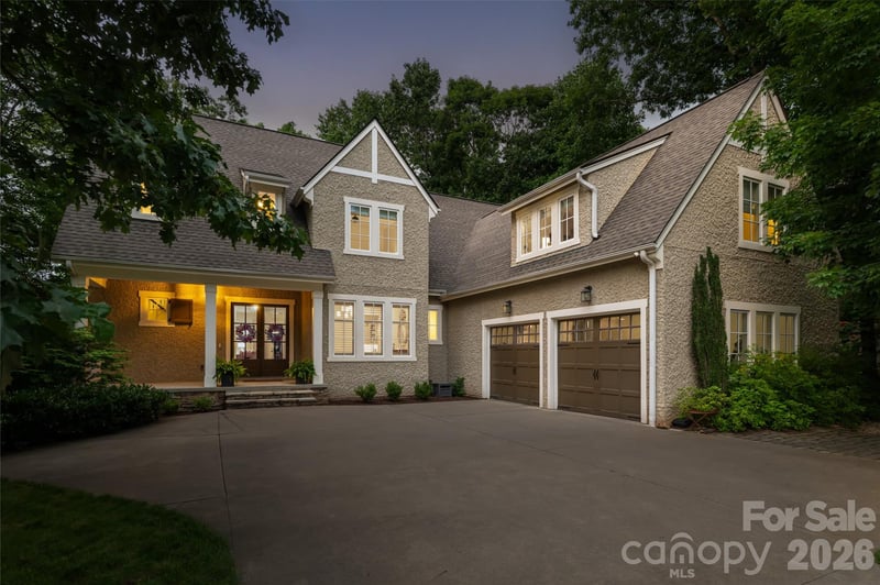20 East Owl Creek Lane, Fairview, NC - 5 beds, 4.5 baths, 4,588 sqft - $1,299,000