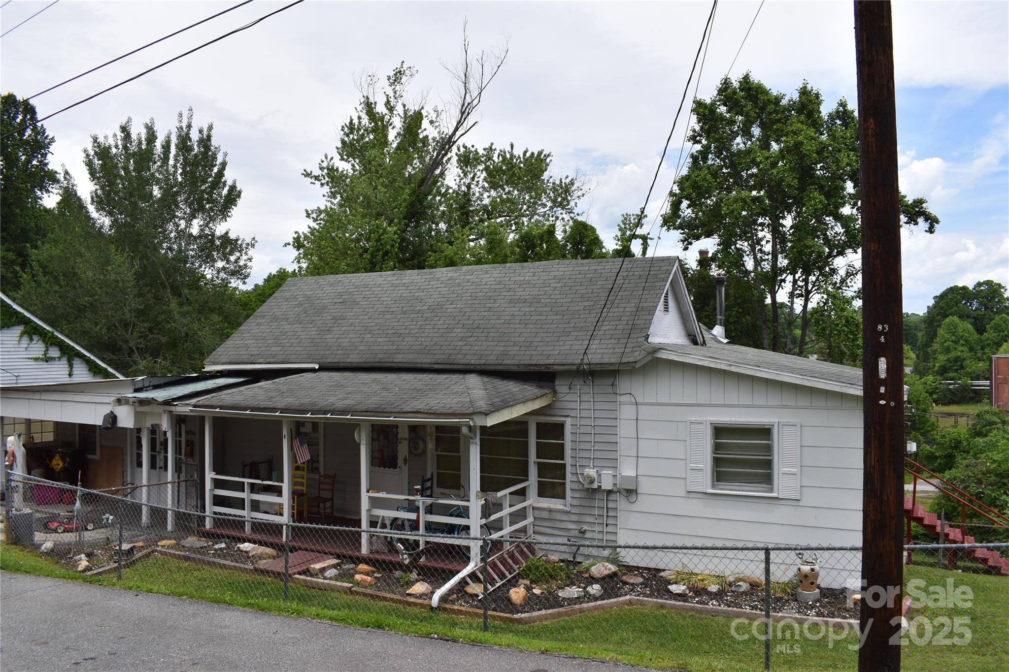 118 Fourth C Street, Marion, NC. property listing photo