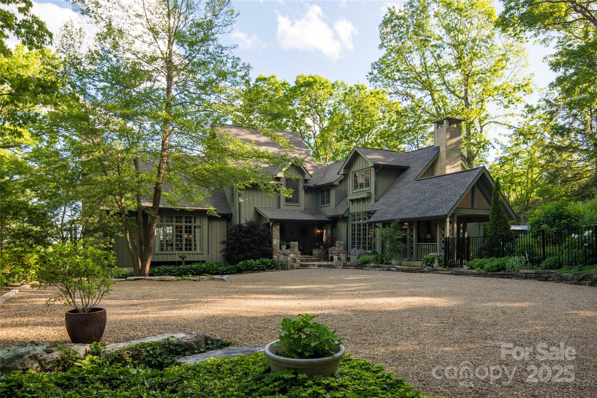 362 Wonderland Trail, Blowing Rock, NC. property listing photo