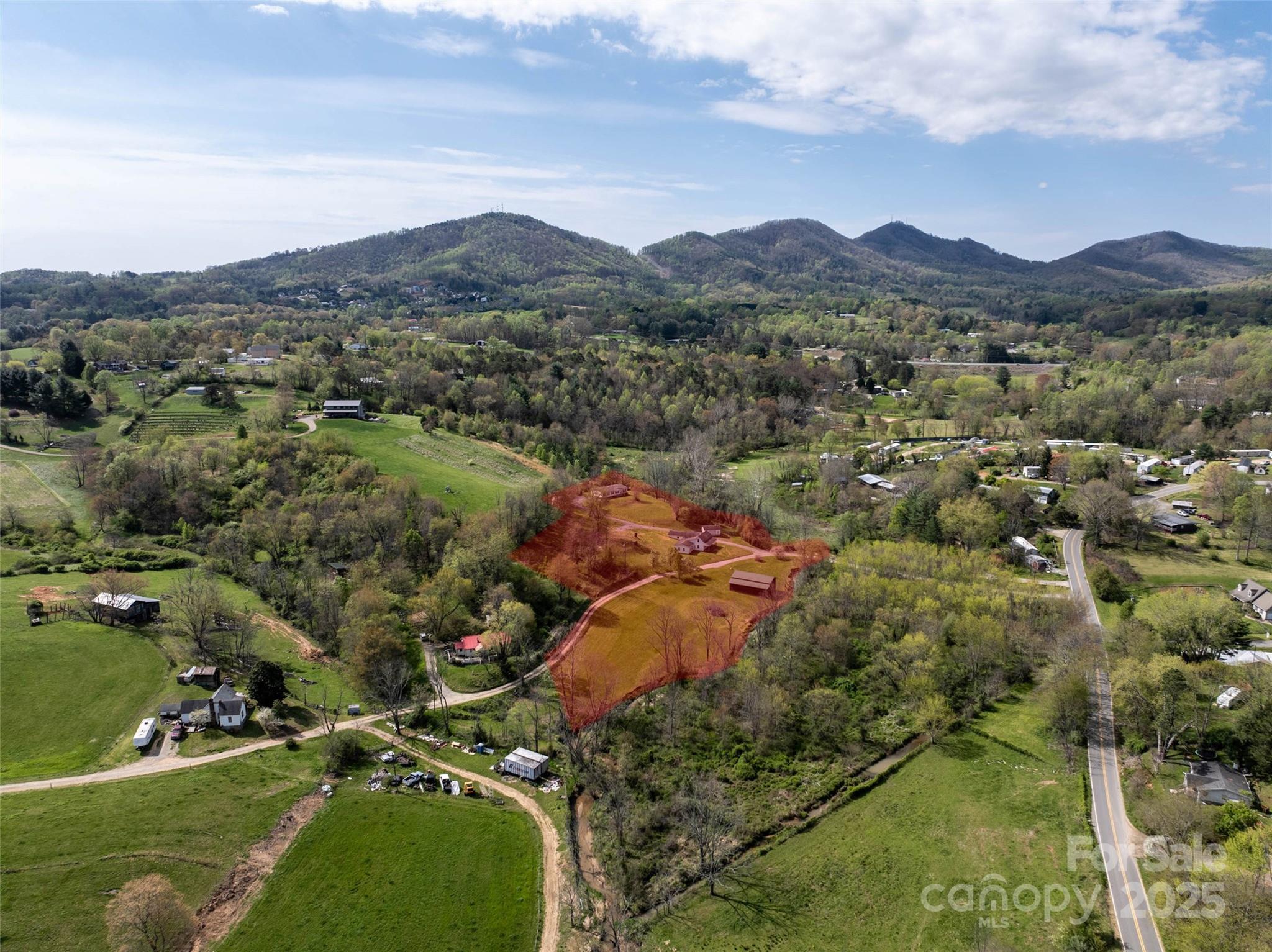 20 & 28 Toby, Asheville, NC. property listing photo